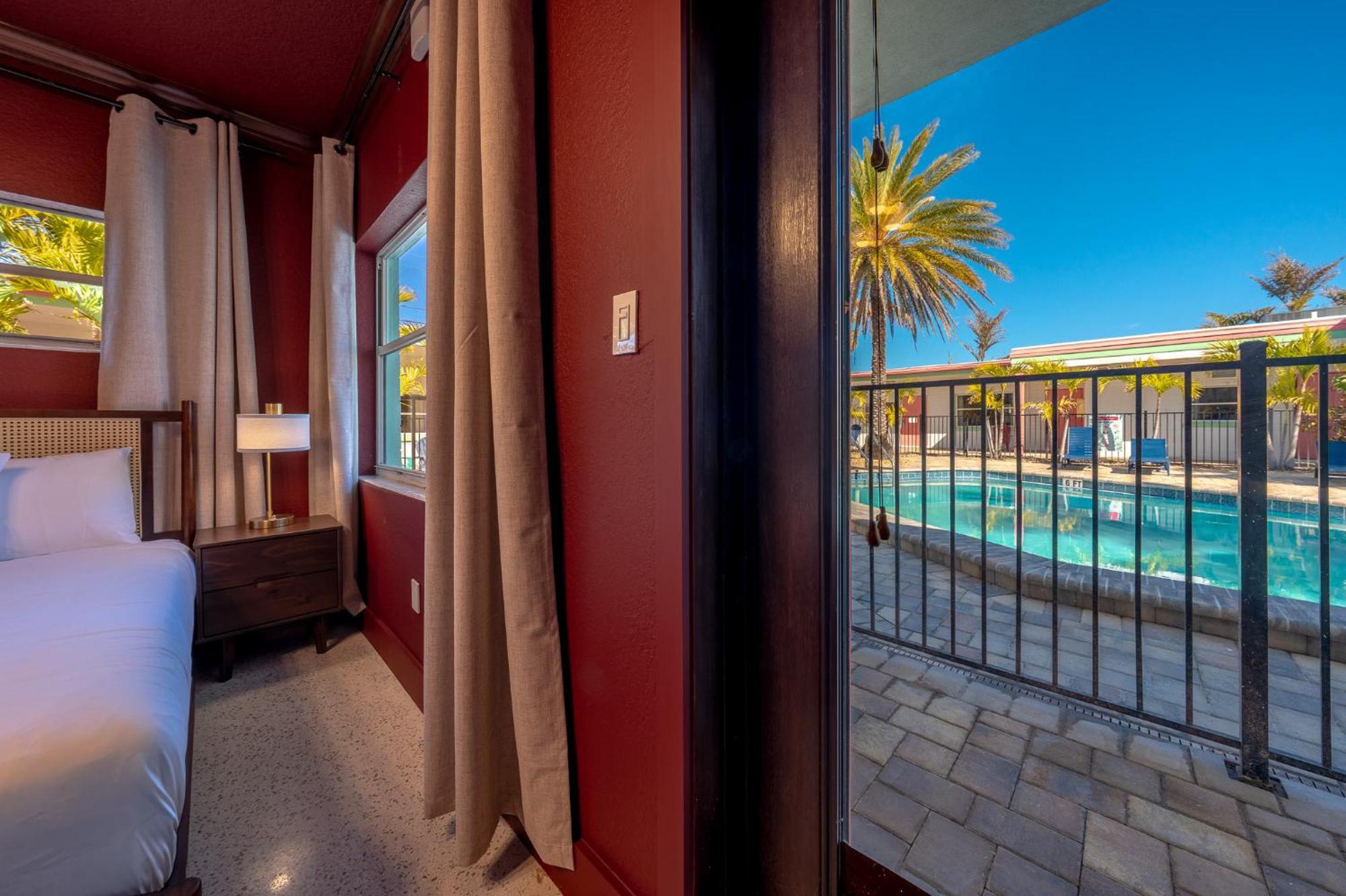 Monaco Vacation Rentals クリアウォーター・ビーチ エクステリア 写真
