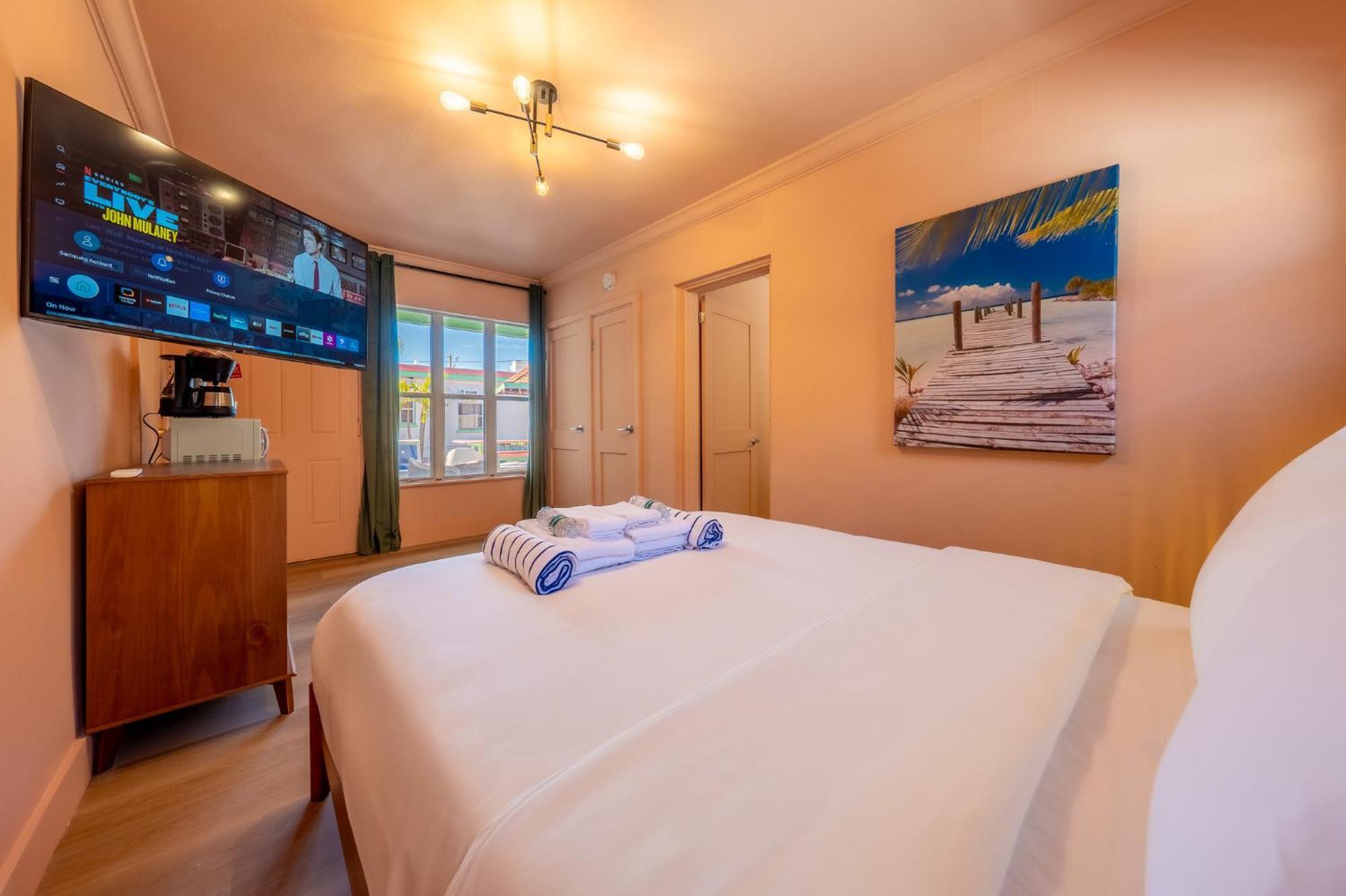 Monaco Vacation Rentals クリアウォーター・ビーチ エクステリア 写真