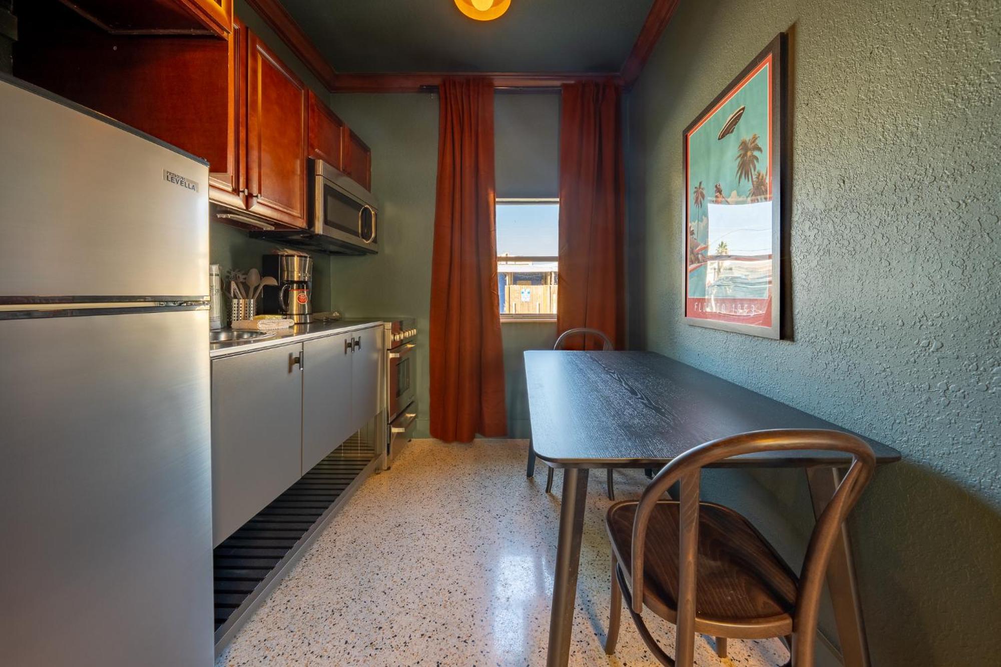 Monaco Vacation Rentals クリアウォーター・ビーチ エクステリア 写真