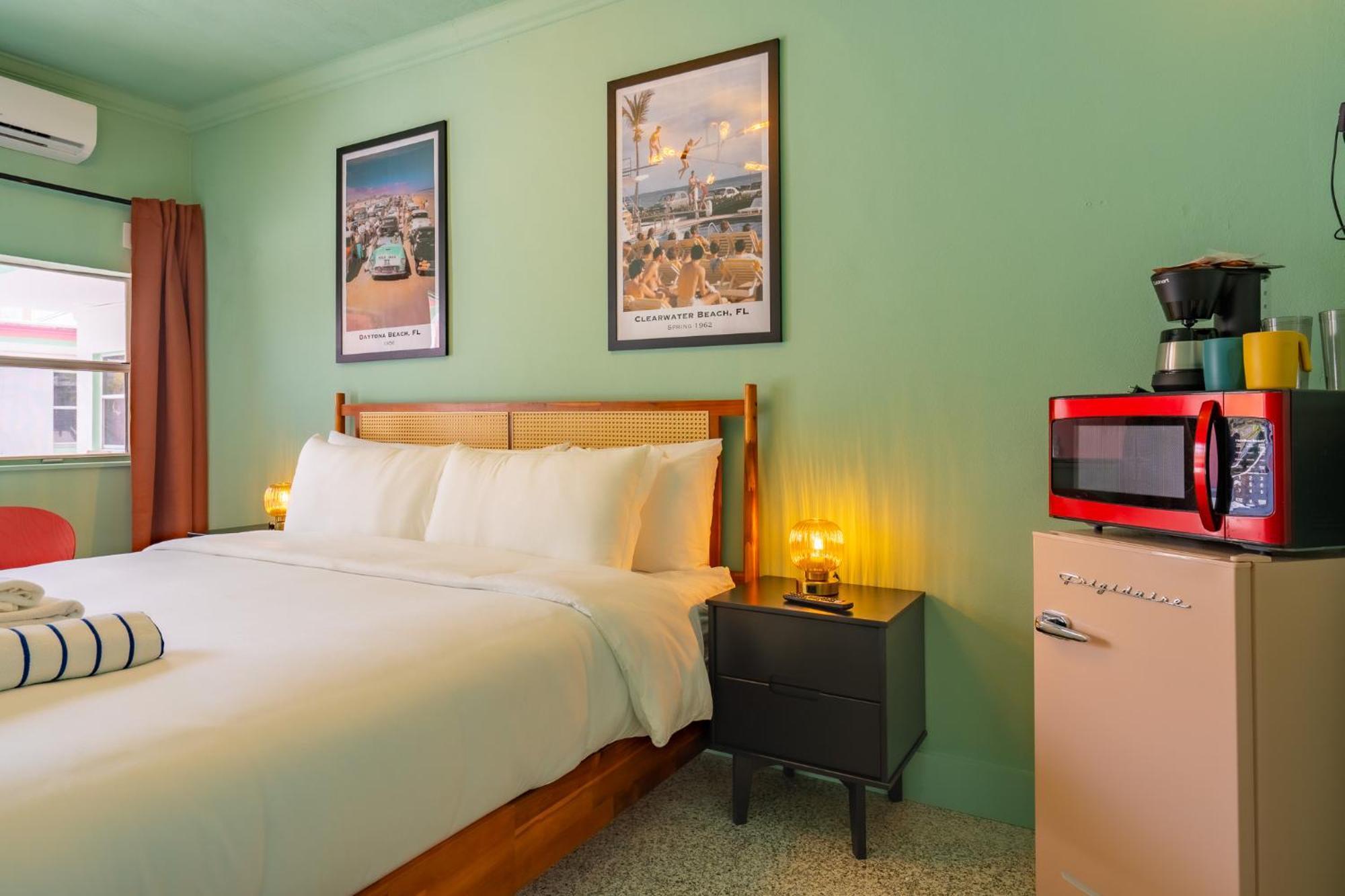 Monaco Vacation Rentals クリアウォーター・ビーチ エクステリア 写真