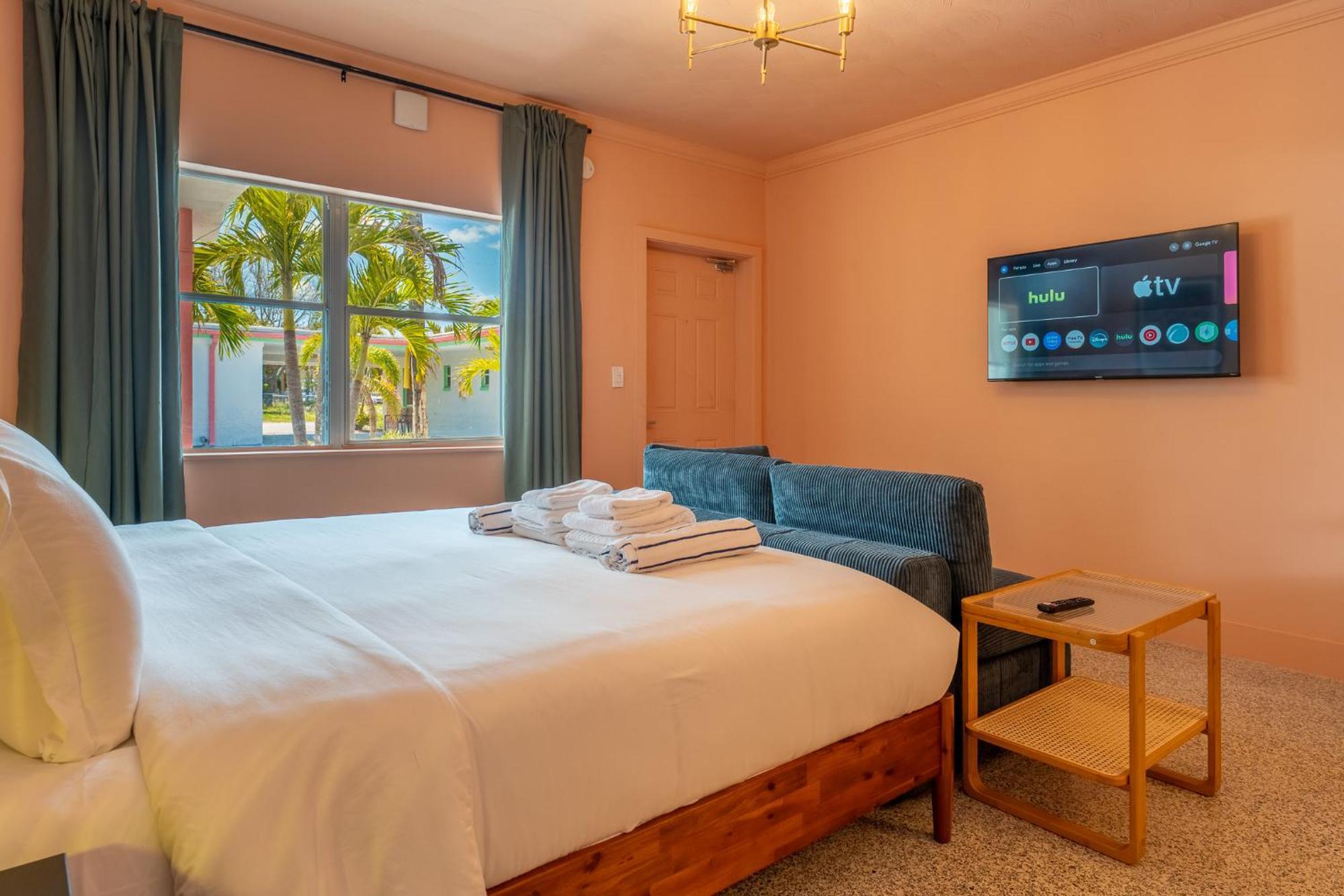 Monaco Vacation Rentals クリアウォーター・ビーチ エクステリア 写真