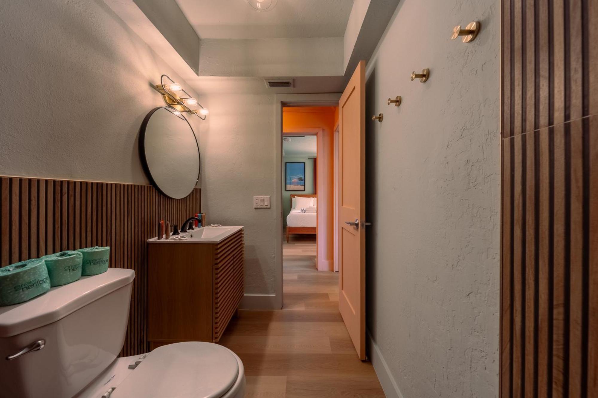 Monaco Vacation Rentals クリアウォーター・ビーチ エクステリア 写真